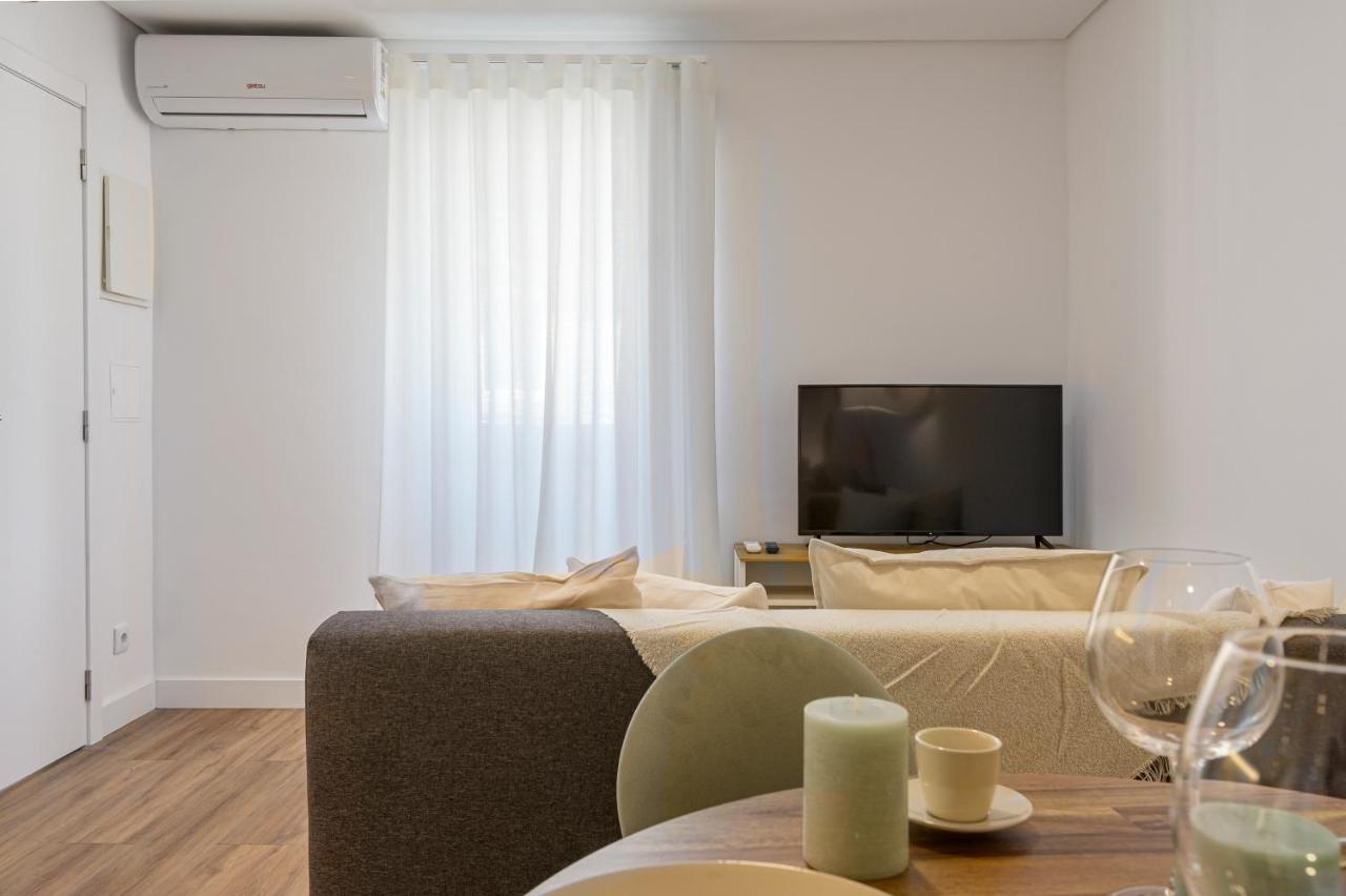 Chalet Marias - Parede Beach Apartments Екстер'єр фото